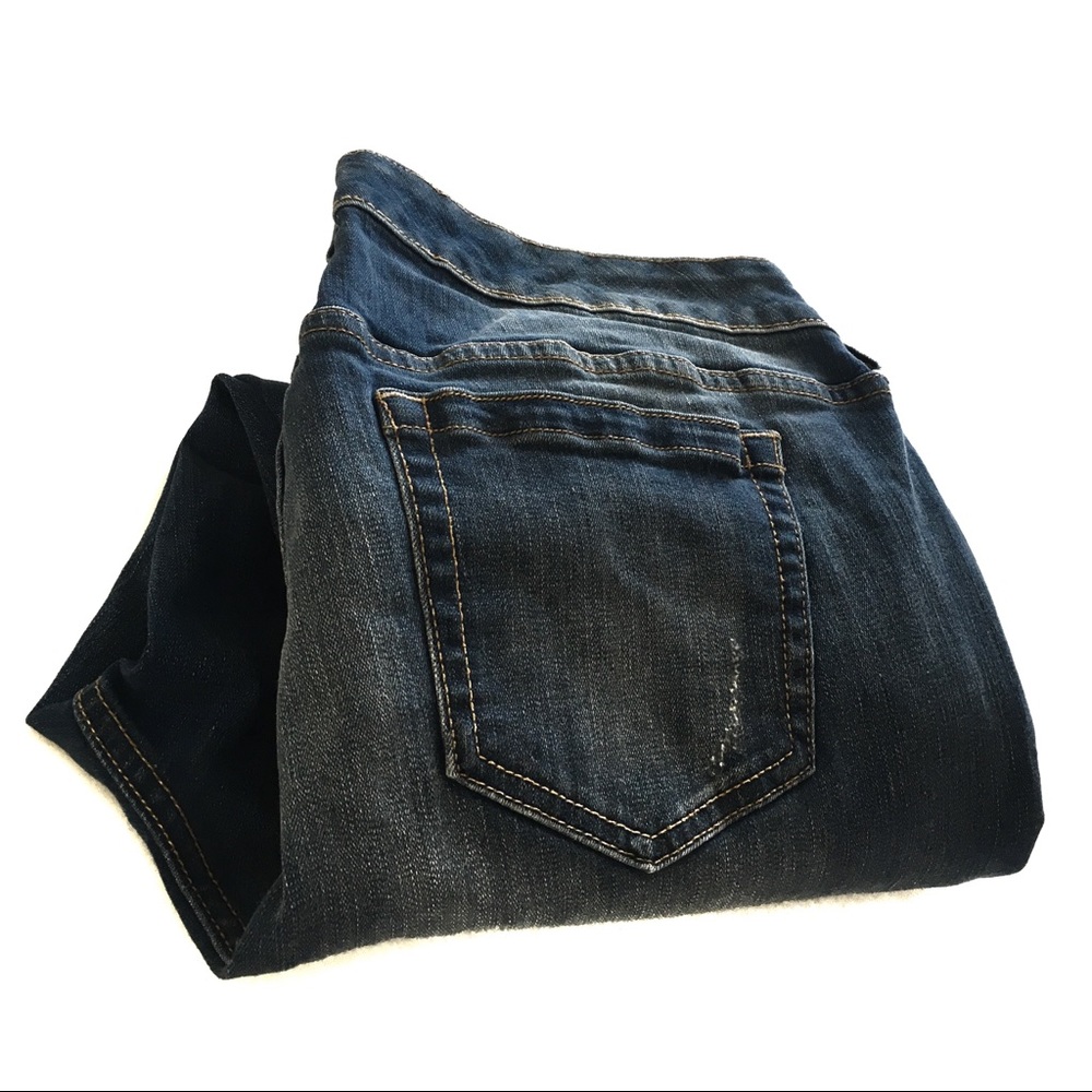 💕Torrid Distressed Skinny Jeans